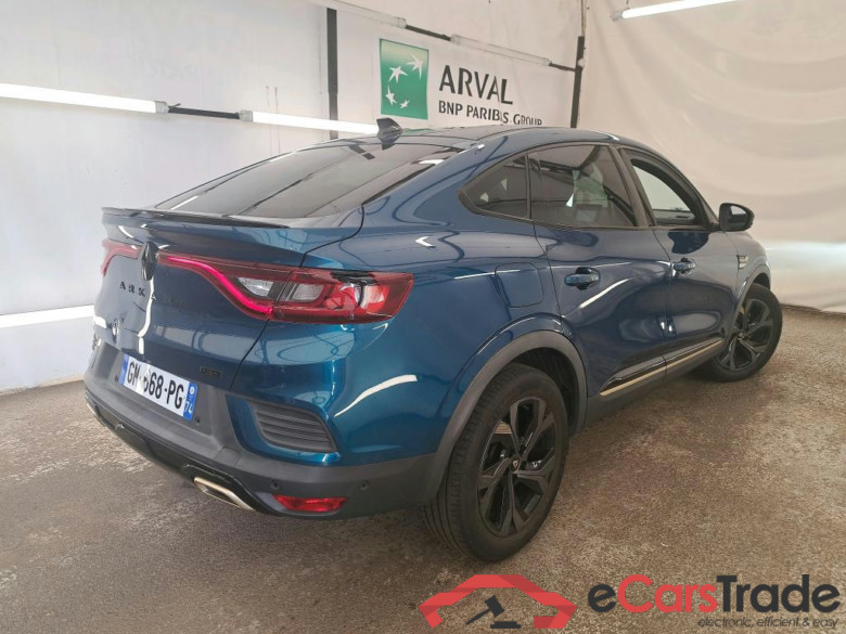 Arkana Engineered 1.6 E-TECH Hybrid 145CV BVA6 E6d #3