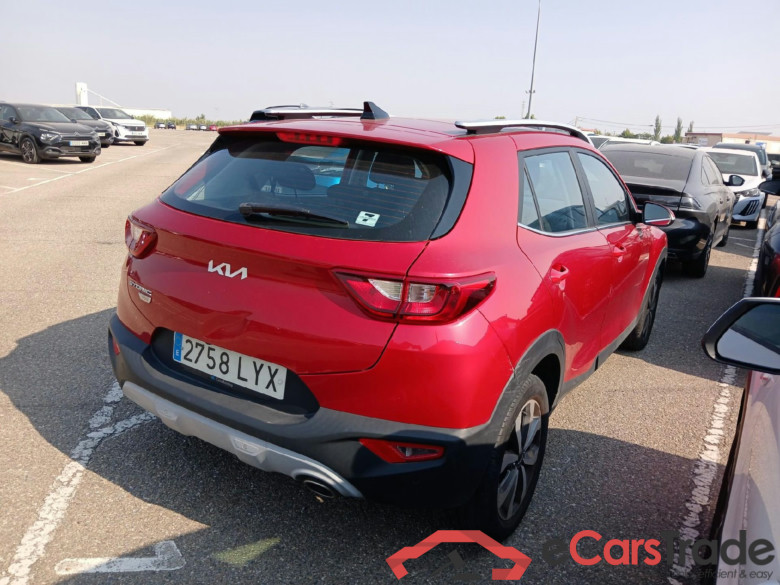 KIA Stonic / 2017 / 5P / todoterreno 1.0 T-GDi 74kW (100CV) MHEV iMT Drive #2