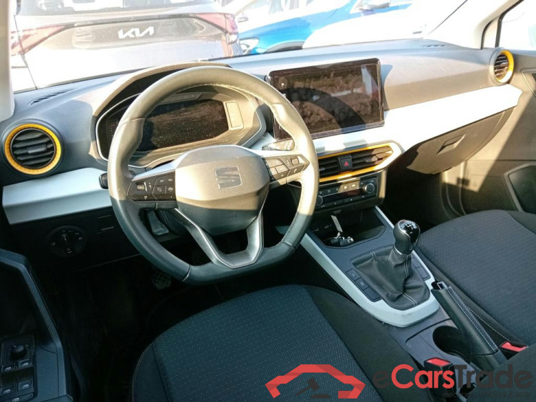 SEAT Arona / 2021 / 5P / todoterreno 1.0 TSI 81kW (110CV) Style XL(SP) #3