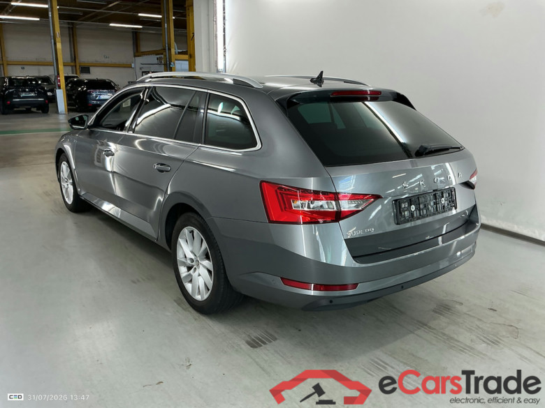 SKODA SUPERB COMBI 2.0 CRTDI 110KW CLEVER+