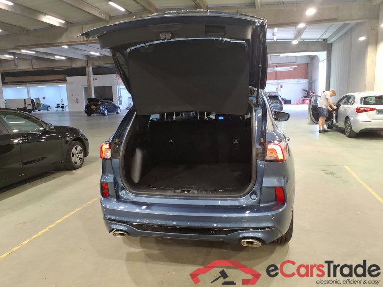 FORD KUGA 1.5I ECOBOOST 110KW ST-LINE #3