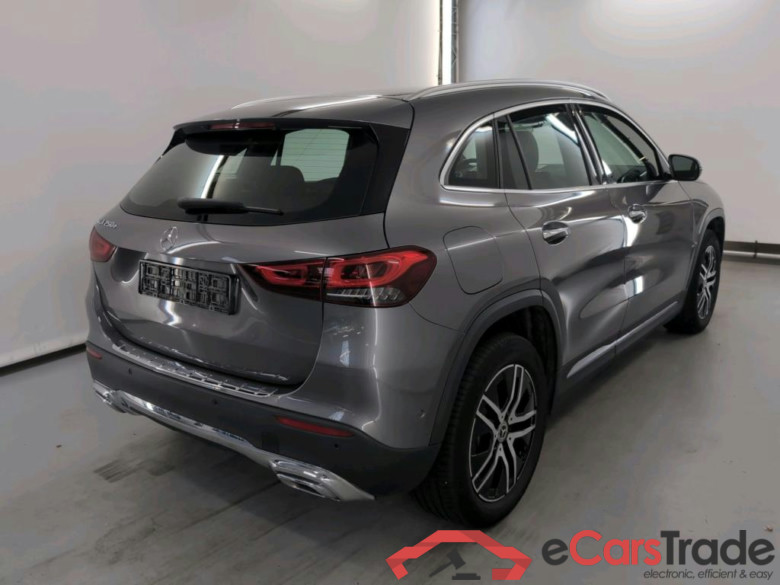 MERCEDES-BENZ GLA 1.3 GLA 250 E DCT LUXURY LINE #4