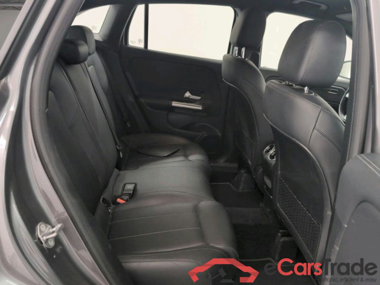 MERCEDES-BENZ GLA 1.3 GLA 250 E DCT LUXURY LINE #6