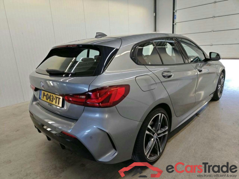 BMW 1-serie 118i Bns Edition #2