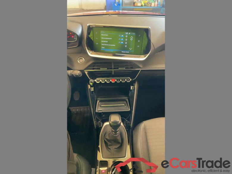 PEUGEOT 208 1.2i PureTech Allure (EU6.3) #6