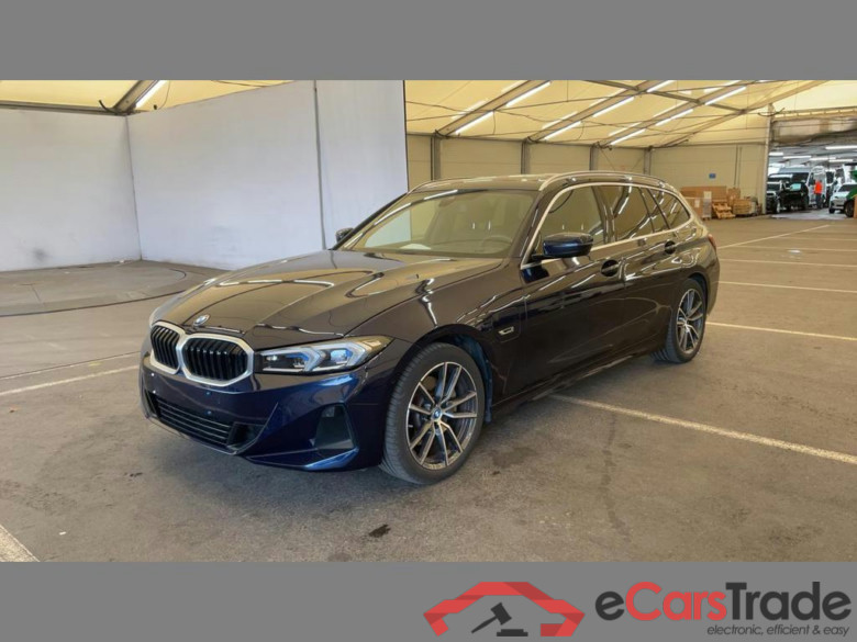 BMW 3 SW PHEV (G21LCI) Touring 320eA PHEV #1
