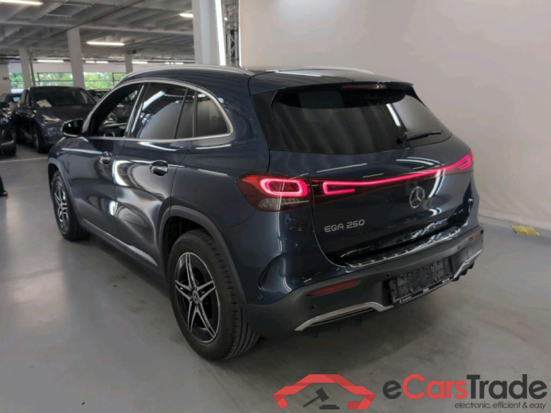 MERCEDES-BENZ EQA BEV 67KWH EQA 250 AMG LINE #3