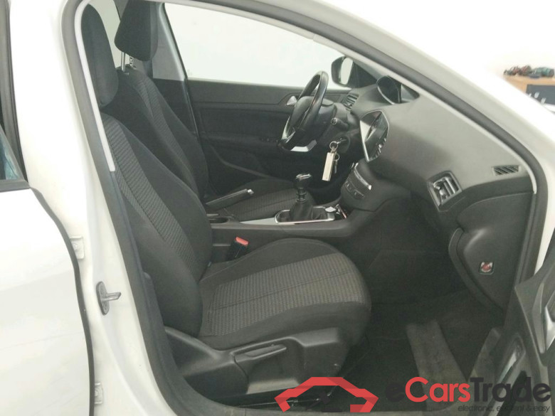 PEUGEOT 308 / 2017 / 5P / berlina con portón 5P Style BlueHDi 100 S&S 6 Vel. MAN #6