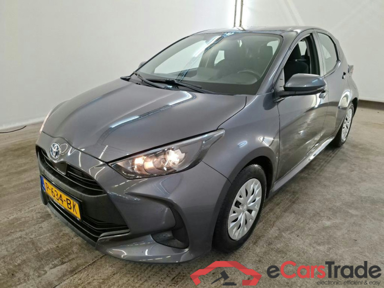 Toyota Yaris Hybrid 115 Active 5d #1