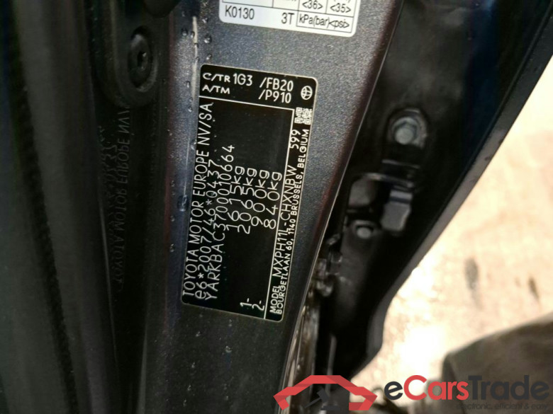 Toyota Yaris Hybrid 115 Active 5d #6