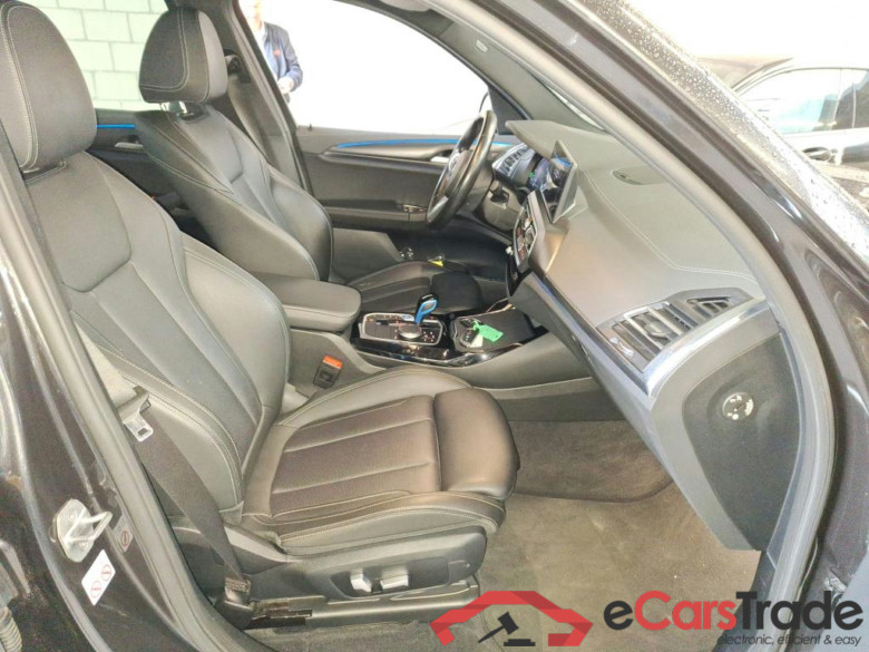BMW I - BMW IX3 286PK With Climatic & Navigation & Electric Heated Sport Seats & Heated Steering Wheel & Park Sensors Front & Rear * ELECTRIC * #3