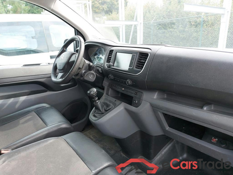 CITROËN - CIT JUMPY BlueHDi 120PK  Control        ***      NOCKENWELLE / STEUERKETTE  !   MOTORSCHADEN    -   CAMSHAFT CHAIN !  ENGINE OUT      ***         With Manual Clima #3