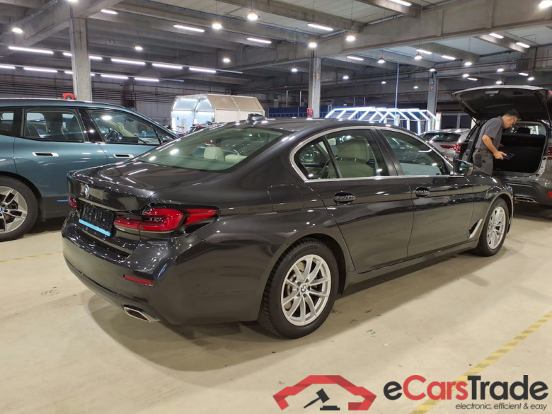 BMW 5 DIESEL - 2020 518 dA MHD #4