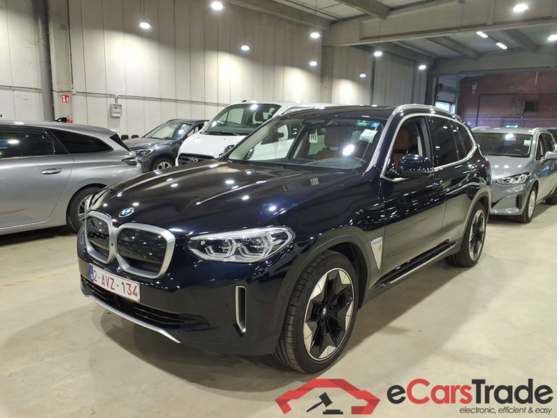 BMW IX3 80KWH AUTO