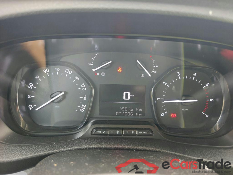 PEUGEOT Expert / 2016 / 4P / combi Combi BlueHDi 120 S&S Standard #4