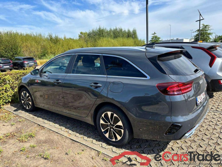 KIA Ceed SW PHEV Ceed SW 1.6 GDi PHEV Business Line DCT #4