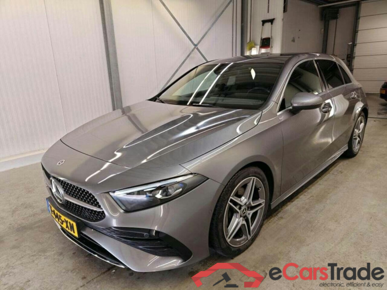 MERCEDES-BENZ A-klasse 180 AMG Line