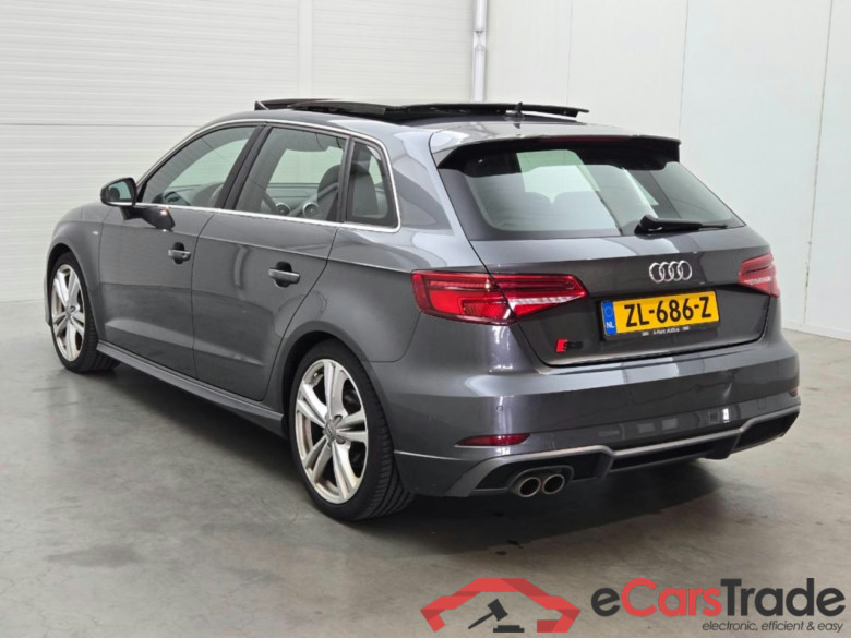 AUDI A3 SPORTBACK 35 TFSI CoD Sport S Line Edition #3