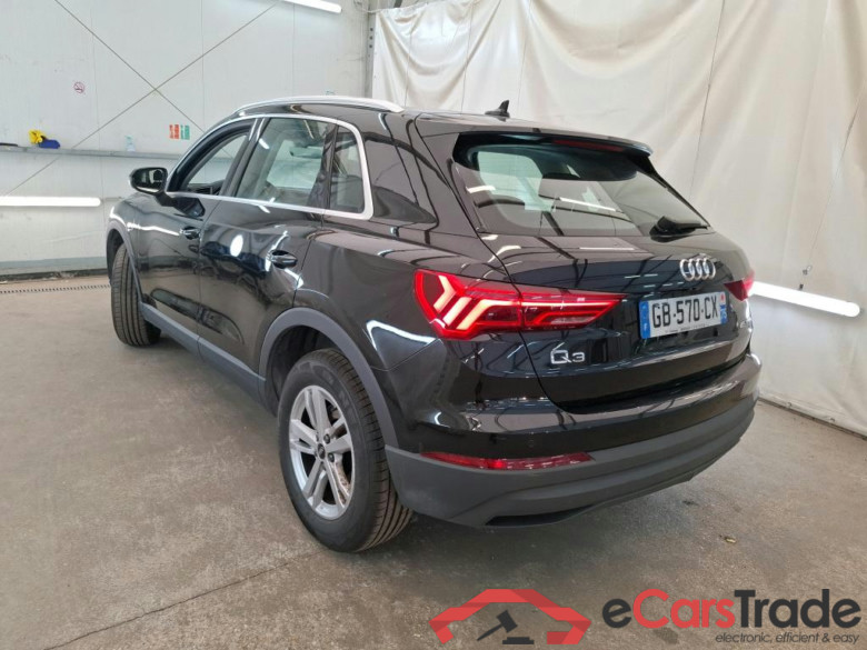 AUDI Q3 / 2018 / 5P / SUV 45 TFSI E 245 S TRONIC BUSINESS LINE #3