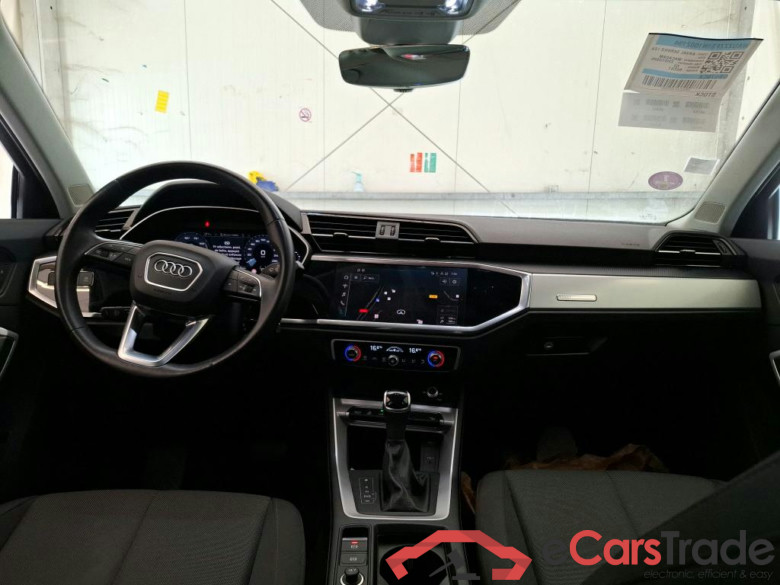 AUDI Q3 / 2018 / 5P / SUV 45 TFSI E 245 S TRONIC BUSINESS LINE #6