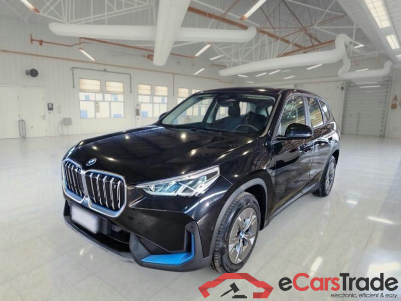 BMW IX1 / 2022 / 5P / SUV 30 XDRIVE #1