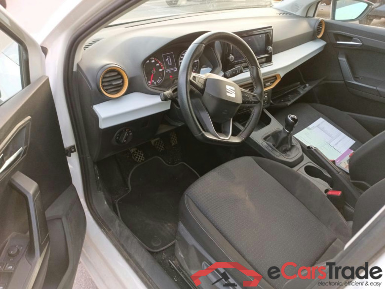 SEAT Ibiza / 2017 / 5P / berlina con portón 1.0 TSI 81kW (110CV) Style Plus (AC2) #3