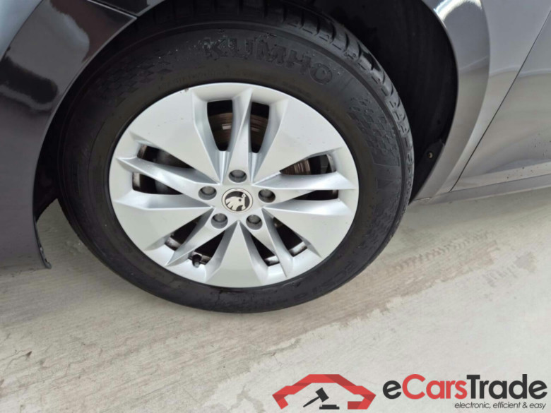 SKODA OCTAVIA COMBI 1.0 TSI CLEVER #4