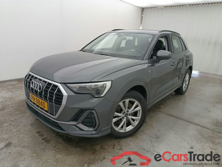AUDI Q3 DIESEL - 2020 40 TDi 200 Quattro S line S tronic 5d