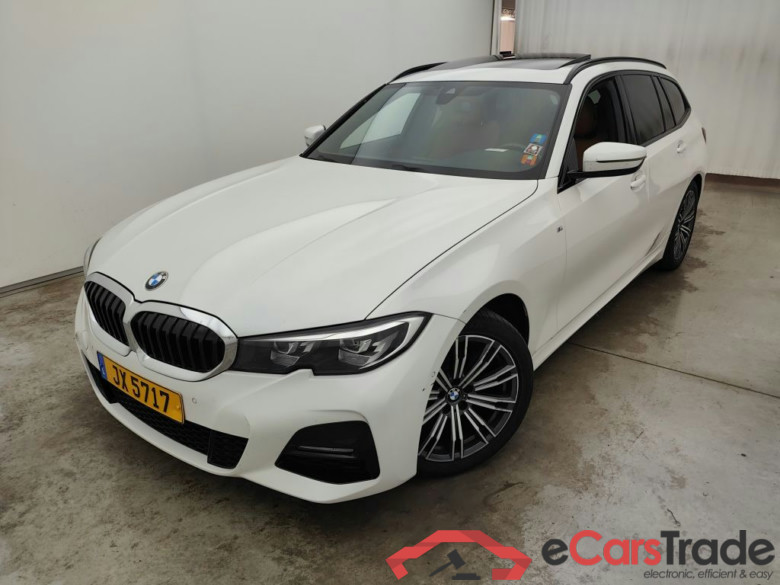 BMW 3 TOURING DIESEL - 2019 318 dA 150hp MHD AdBlue 5d #1