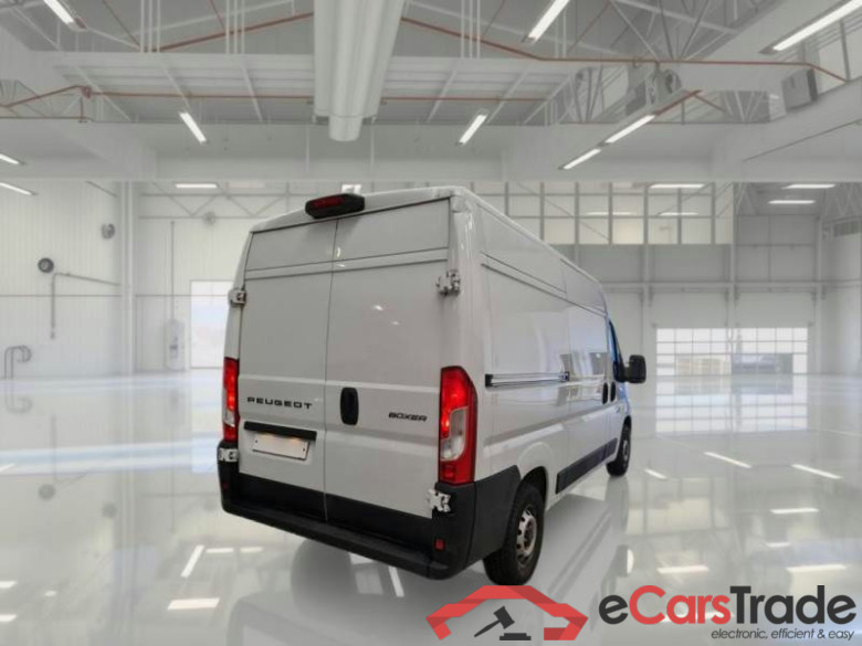 PEUGEOT BOXER / 2023 / 4P / FURGONE 2.2 BLUEHDI 120 SeS 330 L2H2 #2
