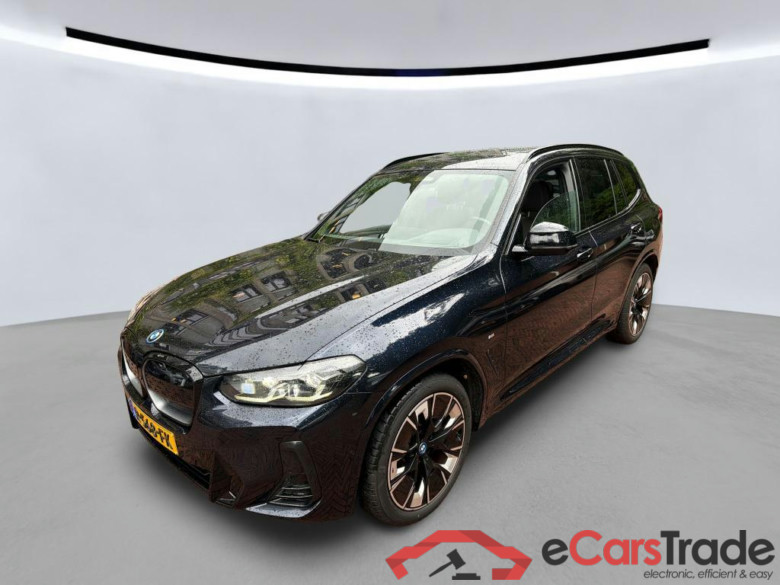 BMW iX3 210 kW #1