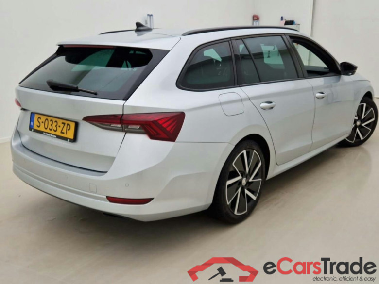 SKODA Octavia Combi 1.0 e-TSI Sport Bns #2