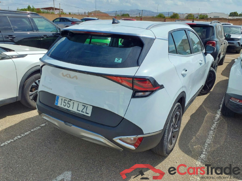KIA Sportage / 2022 / 5P / todoterreno 1.6 T-GDi 110kW (150CV) Drive 4x2 (AC2) #2