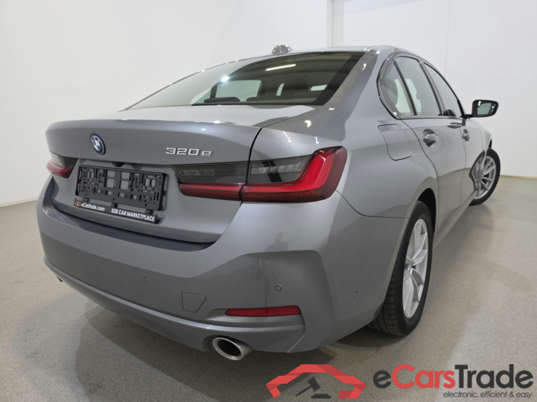 BMW 320e Plug-In Hybrid Aut. LED LC-Pro Navi-Pro KeylessGo Camera Klima PDC ... #4