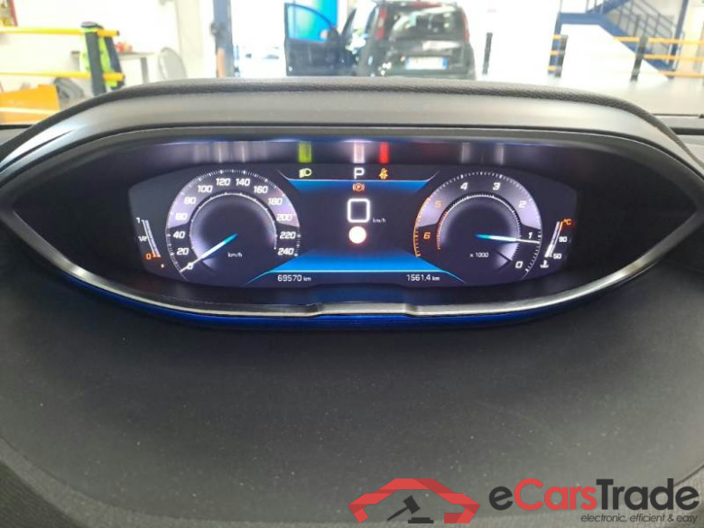 PEUGEOT 3008 / 2020 / 5P / SUV BLUEHDI 130 EAT8 SeS ALLURE PACK #4