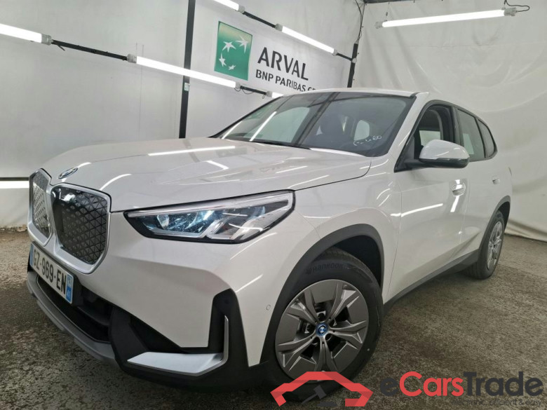 BMW iX1 / 2022 / 5P / SUV eDrive20 #1