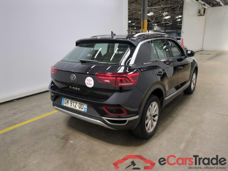 VOLKSWAGEN T-Roc / 2021 / 5P / SUV 1.5 TSI 150 EVO STYLE DSG7 #3
