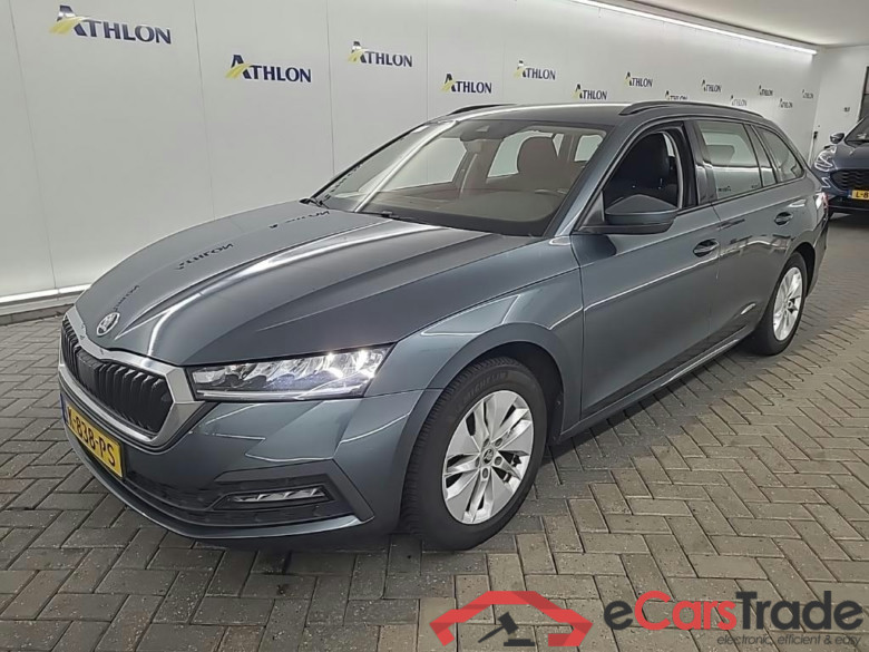 SKODA Octavia Combi 1.0 TSI e-TEC MHEV DSG Business Edition 5D 81kW