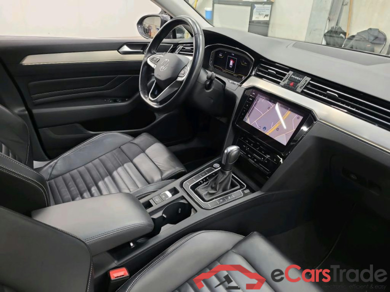 VOLKSWAGEN - VW  PASSAT VARIANT TSI 150PK DSG7 Elegance Business With Nappa Leather & 14 Way Ergo Driver Seat & Winter Pack & Nav Discover Pro & Matrix Led & Area View & Easy Opne * PETROL * #3