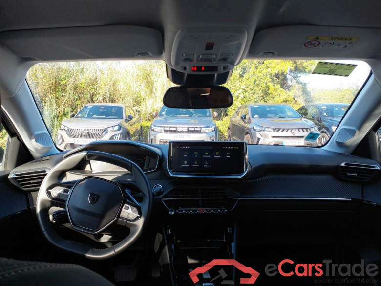 PEUGEOT 208  PEUGEOT 208  Allure Hybrid 110 ch e-DCS6 + pack access #4