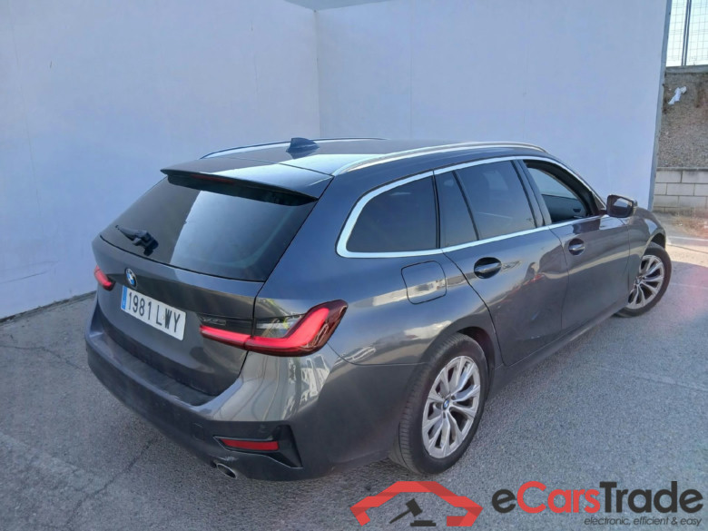 BMW Serie 3 / 2019 / 5P / familiar 318d Auto.Touring #2