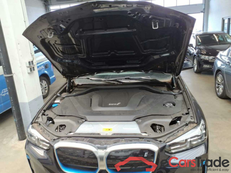 BMW iX3  #5