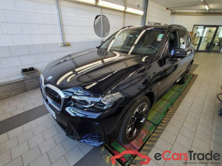 BMW iX3  #1