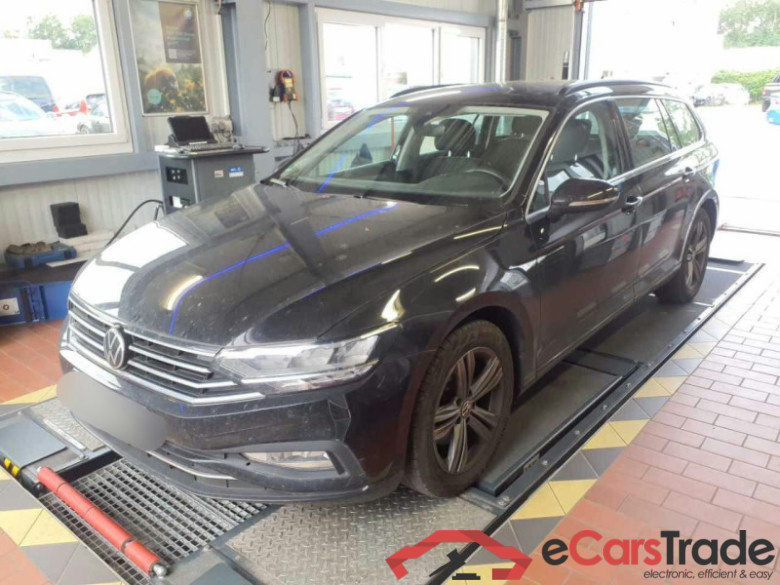 Volkswagen Passat Variant  #1
