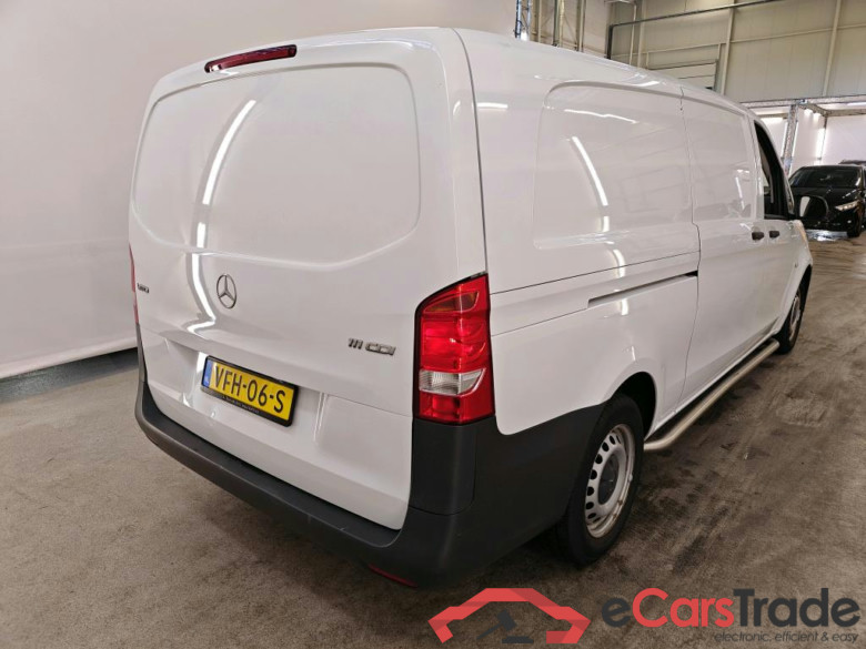 Mercedes-Benz Vito 111CDI Functional XL 4d #2