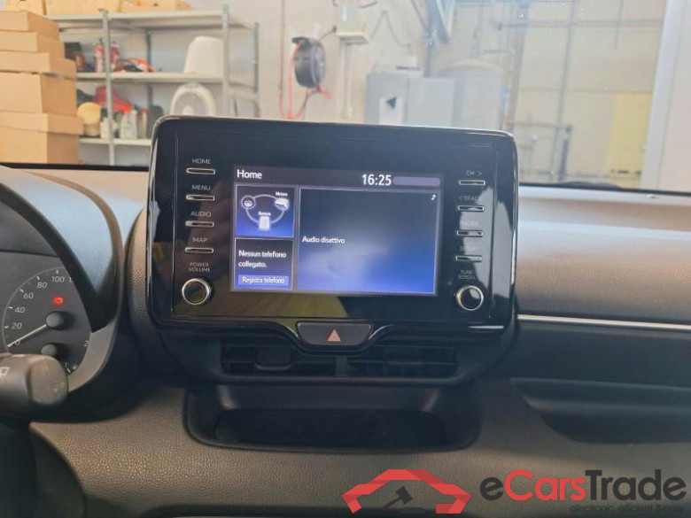 TOYOTA YARIS / 2020 / 5P / BERLINA HYBRID BUSINESS MY20 #5