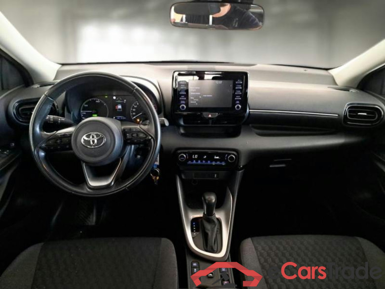 TOYOTA YARIS / 2020 / 5P / BERLINA HYBRID BUSINESS MY22 #3