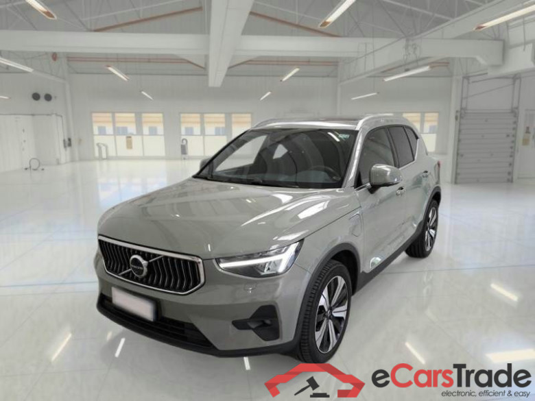 VOLVO XC40 / 2021 / 5P / SUV T5 RECHARGE PLUG-IN AUTO ULTIMATE BRIGHT #1