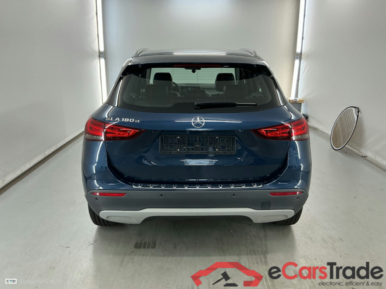 MERCEDES-BENZ GLA 2.0 GLA 180 D DCT BUSINESS SOLUTION ESS #5