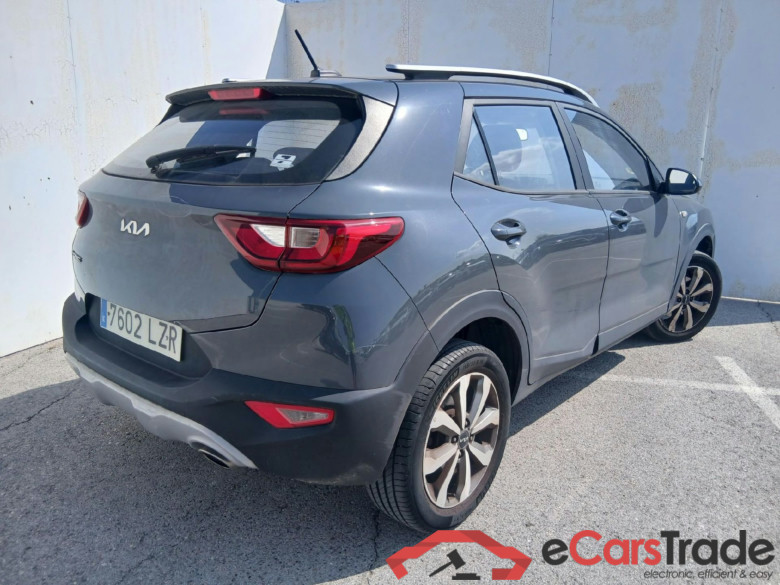 KIA Stonic / 2017 / 5P / todoterreno 1.2 DPi 62kW (84CV) Concept #2